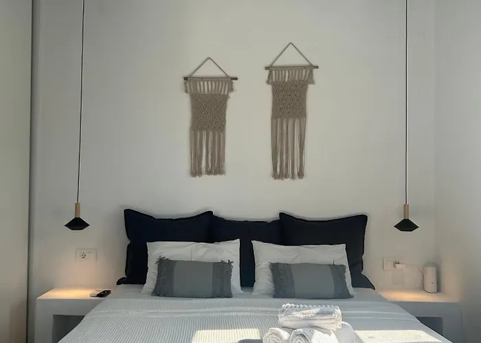 Blue And White Mykonos Ap2 * Fanari (Mykonos)