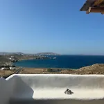 Blue And White Mykonos Ap2 דירה